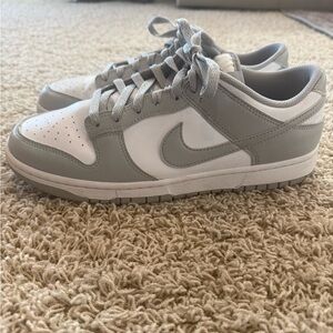Nike Low Dunk Sneakers